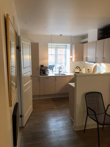 Appartement Stemningsfuld Lejlighed - 3 Minutters Gang Fra H.C. Andersens Hus à Odense Extérieur photo